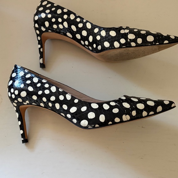 Stuart Weitzman leather pumps - Picture 5 of 10